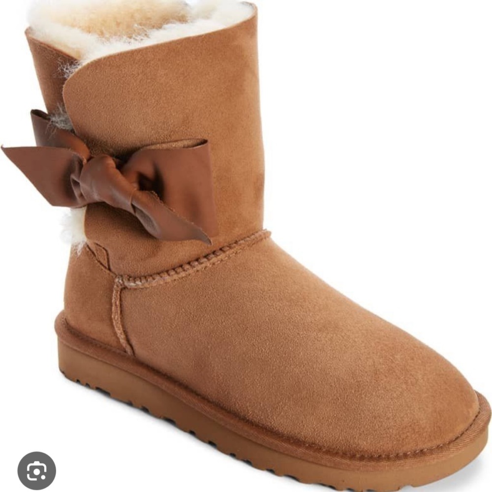 Ugg Daelynn boots